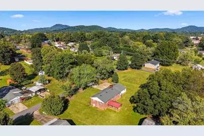 605 Lincoln Lane, Lenoir, NC 28645 - Photo 34