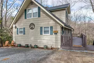 193 Lakeview Ln, Deep Gap, NC 28618 - Photo 1
