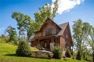 67 Tioga Dr, Banner Elk, NC 28604 - Photo 2