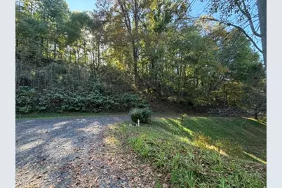 9275 Nc Highway 88 West, Warrensville, NC 28693 - Photo 14