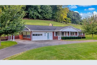 1151 Buck Mountain Circle, West Jefferson, NC 28694 - Photo 2