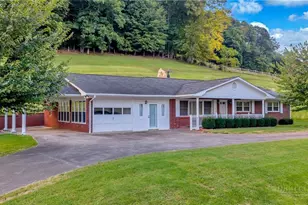 1151 Buck Mountain Cir, West Jefferson, NC 28694 - Photo 2