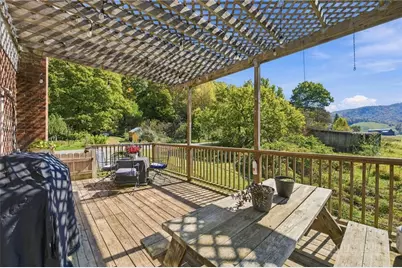 836 Howard Edmisten Road, Sugar Grove, NC 28679 - Photo 20