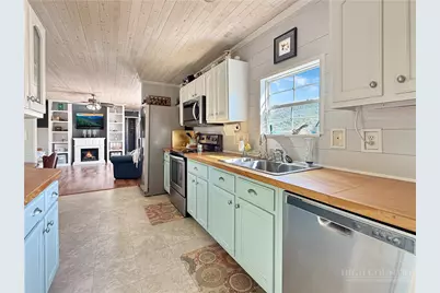 11190 Nc Highway 105, Banner Elk, NC 28604 - Photo 10