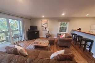 105 Upper Holiday Ln, Beech Mountain, NC 28604 - Photo 4