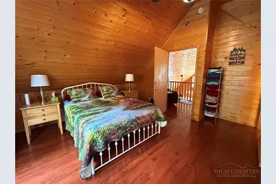 183 E Weaver Ford Road, Grassy Creek, NC 28631 - Photo 20