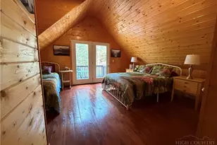 183 E Weaver Ford Rd, Grassy Creek, NC 28631 - Photo 22