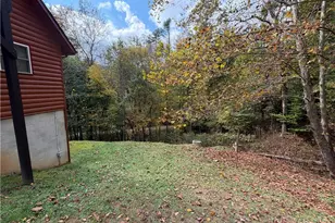 183 E Weaver Ford Rd, Grassy Creek, NC 28631 - Photo 36