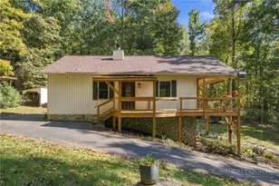 843 Oaktree Ln, Jefferson, NC 28640 - Photo 2
