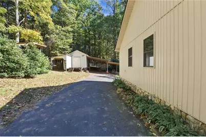 843 Oak Tree Lane, Jefferson, NC 28640 - Photo 34