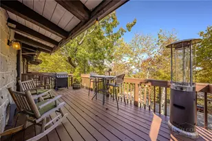 106 Beechwood Ln, Beech Mountain, NC 28604 - Photo 2