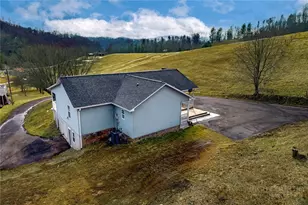 7215 Hwy 421 N, Vilas, NC 28692 - Photo 42
