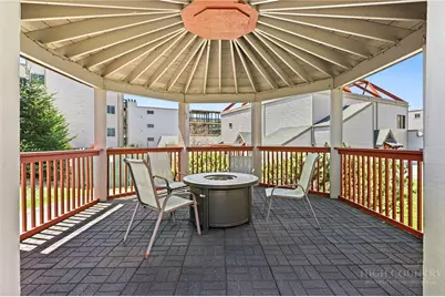 301 Pinnacle Inn Road #2205, Beech Mountain, NC 28604 - Photo 18