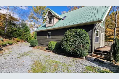 169 Crystal Dew, Banner Elk, NC 28604 - Photo 4