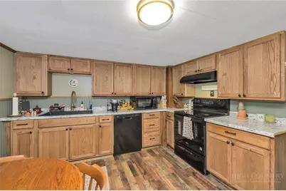 9472 N Old 16 Highway, Millers Creek, NC 28651 - Photo 14