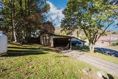 103 Burkett Avenue, West Jefferson, NC 28694 - Photo 20