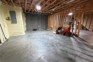 187 W Meadow Dr, Jefferson, NC 28640 - Photo 34