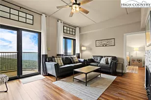 303 Sugar Top Dr, Sugar Mountain, NC 28604 - Photo 1