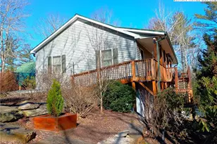 39 Laurel Ln, Newland, NC 28657 - Photo 1