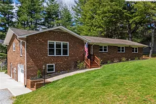 277 Perkins St, Boone, NC 28607 - Photo 1