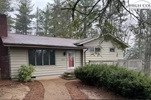 115 Edgewood Path, Blowing Rock, NC 28605 - Photo 1