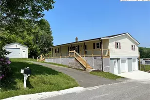 398 Ford St, West Jefferson, NC 28694 - Photo 1