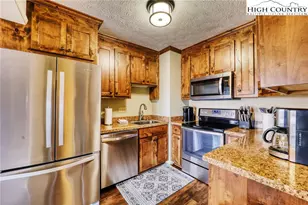 102 Sugar Ski Dr, Sugar Mountain, NC 28604 - Photo 1