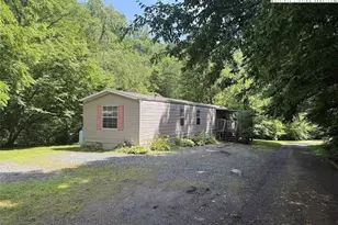 172 Ruania Wy, Lansing, NC 28643 - Photo 1