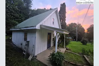 184 Hobert South Road, Zionville, NC 28698 - Photo 1