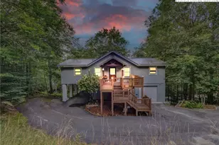 125 Tamarack Rd, Beech Mountain, NC 28604 - Photo 1