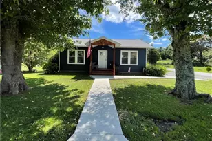 121 Faw Roland St, Jefferson, NC 28640 - Photo 1