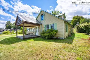 169 Railroad St, Newland, NC 28657 - Photo 1