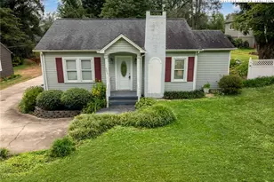 806 Lower Creek Dr, Lenoir, NC 28645 - Photo 1