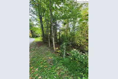 72 Sourwood Knoll, Newland, NC 28657 - Photo 1