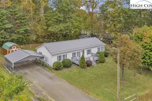 146 Poplar Ln, Lansing, NC 28643 - Photo 1