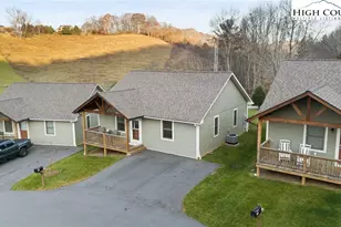 129 Pinebrook Ct, Boone, NC 28607 - Photo 1