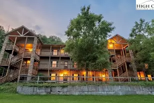 800 Meadowview Dr, Boone, NC 28607 - Photo 1