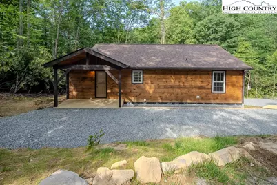 114 Goldfinch Road, Newland, NC 28657 - Photo 1