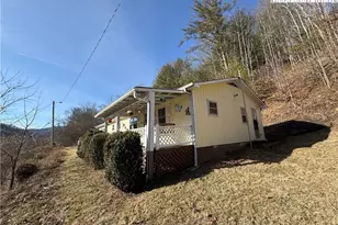 6553 Hwy 194 Hwy, Warrensville, NC 28693 - Photo 1