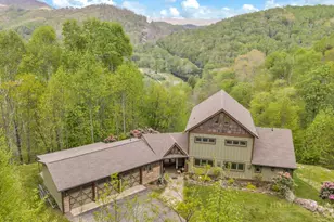 476 Double Knob Rd, Banner Elk, NC 28604 - Photo 1