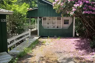 32 Powderhorn Ln, Newland, NC 28657 - Photo 1