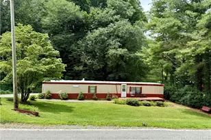 512 Greer Ln, Vilas, NC 28692 - Photo 1