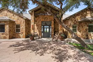 175 Scenic Ridge Dr, Spicewood, TX 78669 - Photo 4