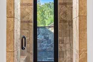 102 Alameda, Horseshoe Bay, TX 78657 - Photo 10