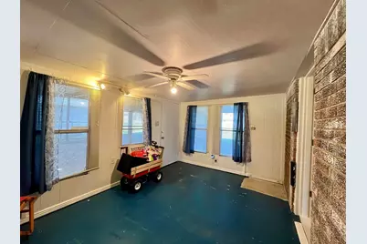 107 N Greenwood, Buchanan Dam, TX 78609 - Photo 14