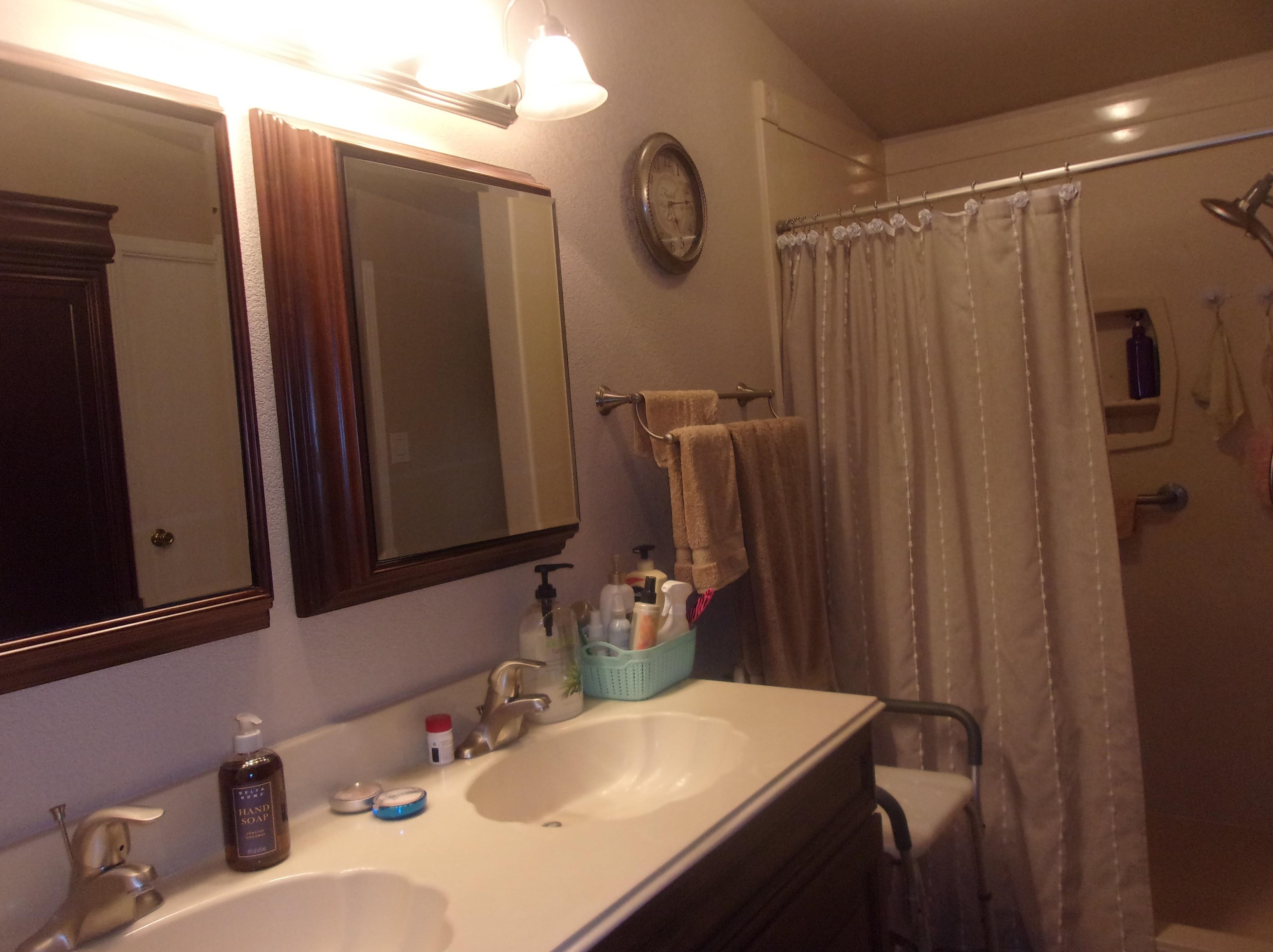 117 Oak Mountain Cir, Sunrise Beach TX  78643-9558 exterior