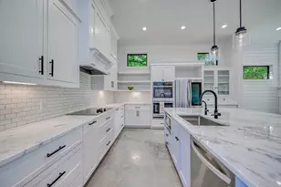 1018 River Rd, Kingsland, TX 78611 - Photo 12