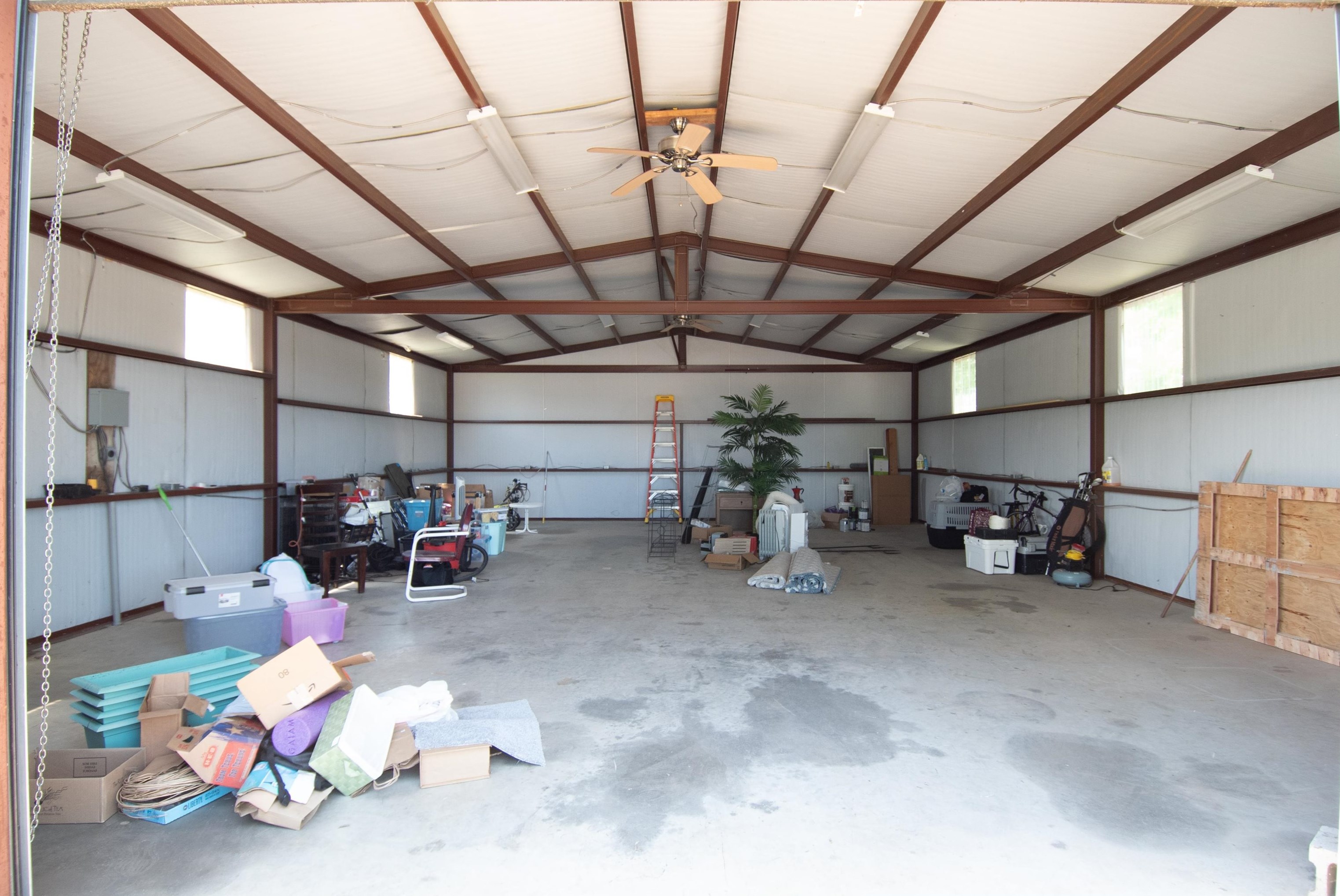 1709 Oatman St, Sunrise Beach TX  78643-2728 exterior
