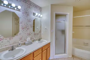 710 Highland Dr, Highland Haven, TX 78654 - Photo 14