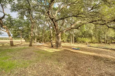 305A Cr 103, Lampasas, TX 76550 - Photo 20